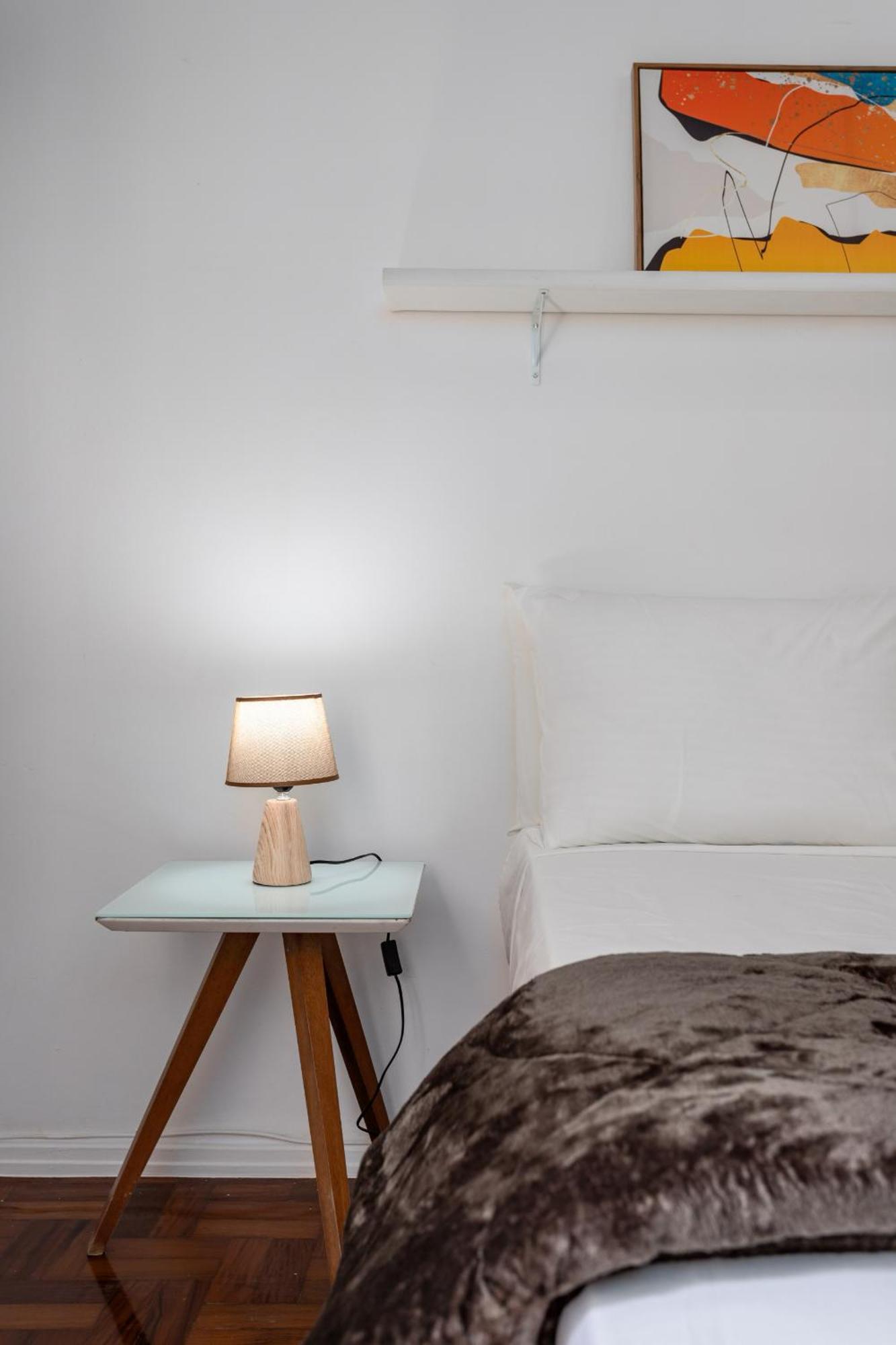 Aconchego Em Copacabana Casais - Br608 Z4 Apartamento *